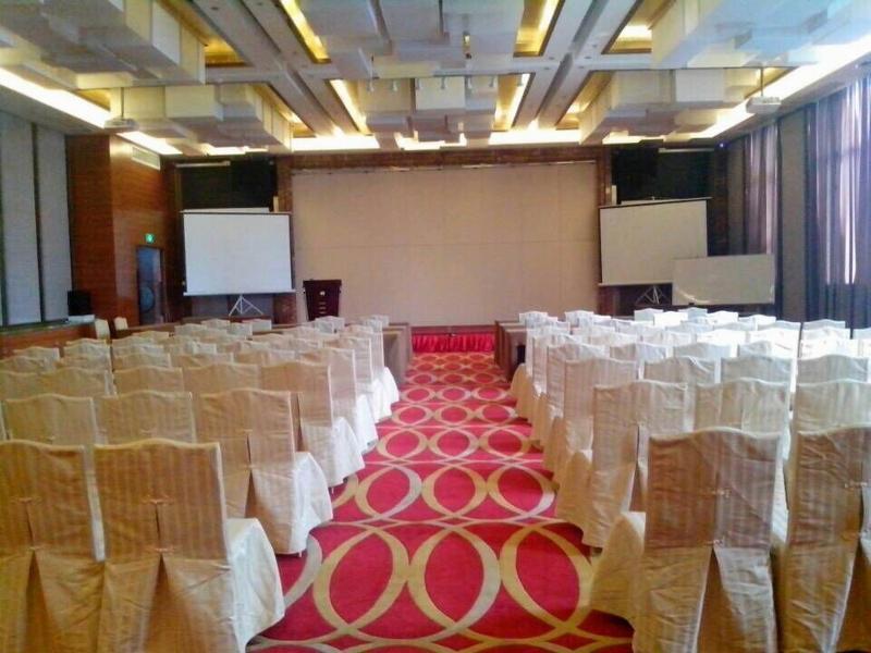 Ramada Plaza Guangzhou Hotel Bagian luar foto