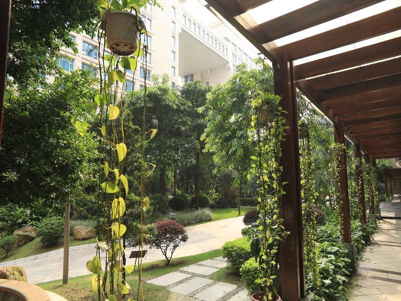 Ramada Plaza Guangzhou Hotel Bagian luar foto