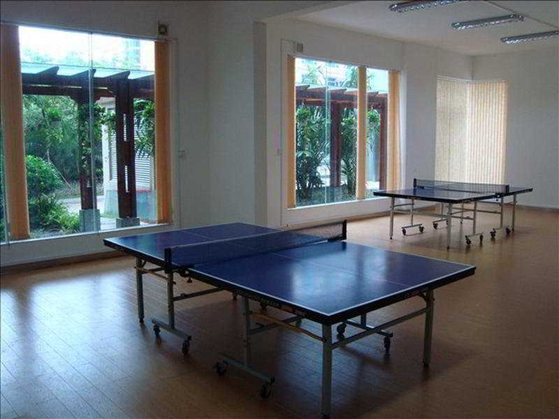 Ramada Plaza Guangzhou Hotel Bagian luar foto