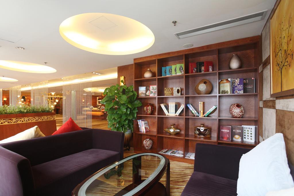 Ramada Plaza Guangzhou Hotel Bagian luar foto